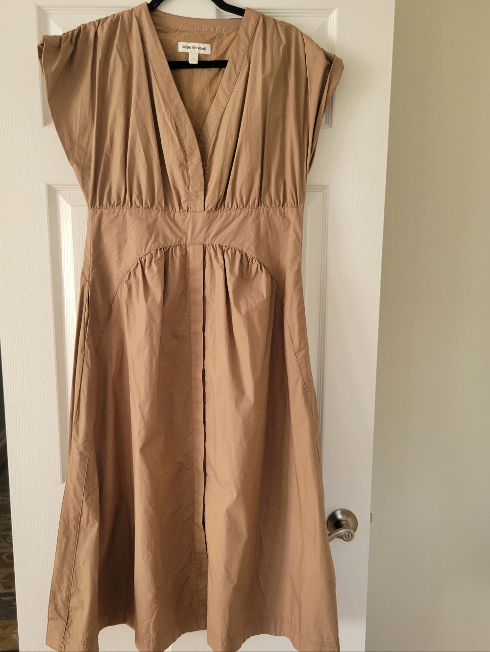 Womens Size 10 Taupe V-Neck Cap Sleeve Dress